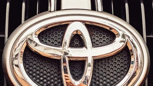 silver and black toyota car grille